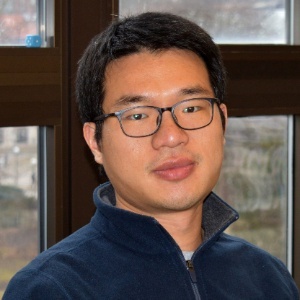 Headshot of Professor Alan Hezao Ke