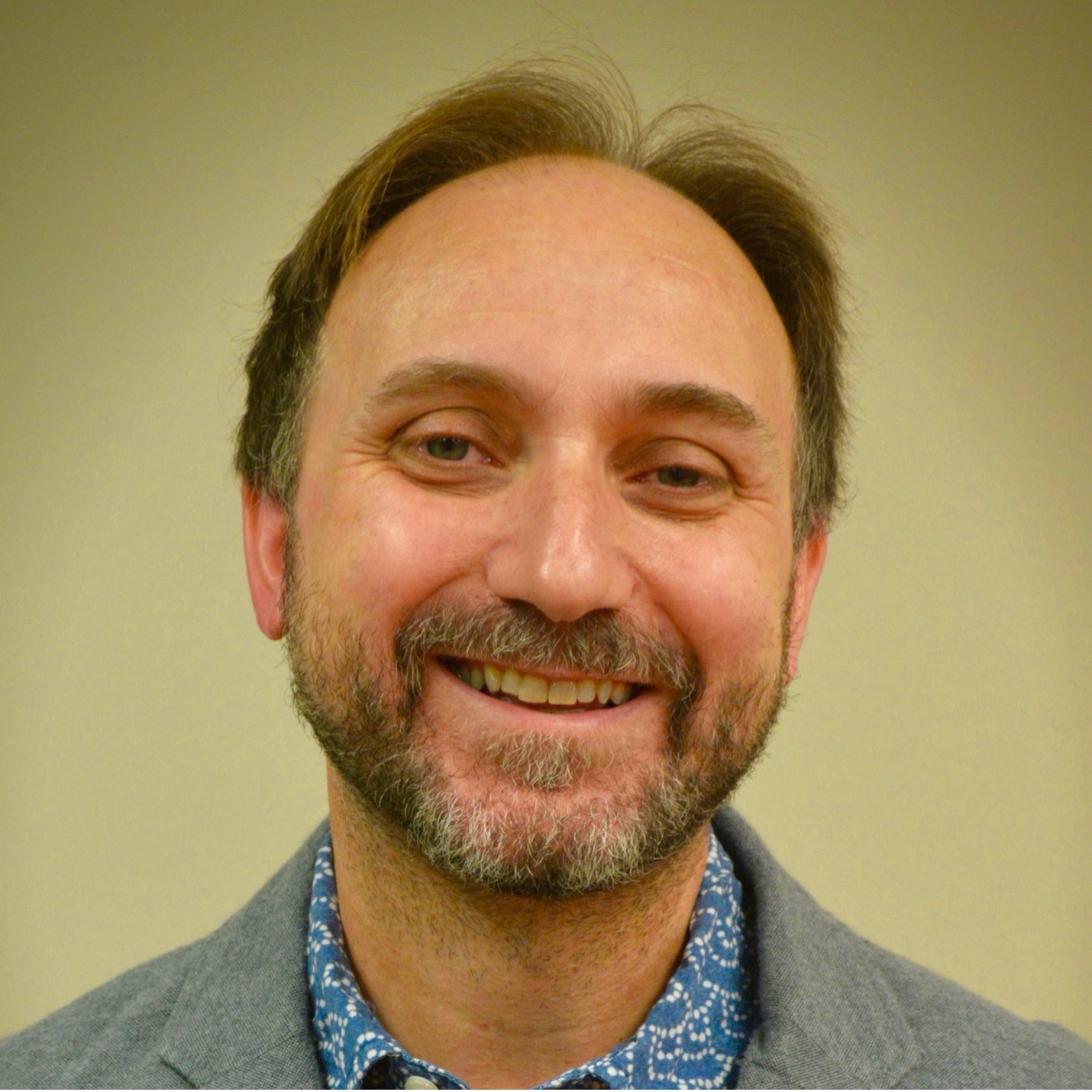 Headshot of Professor Miguel Angel Cabanas