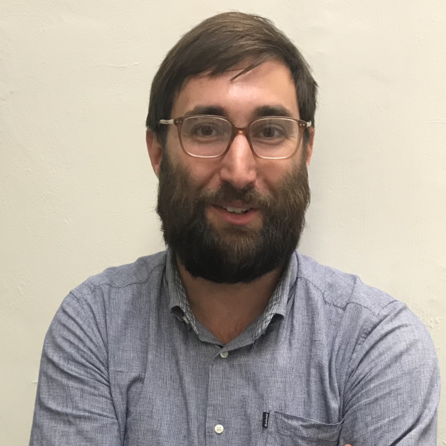 Headshot of Professor Matthew Handelman